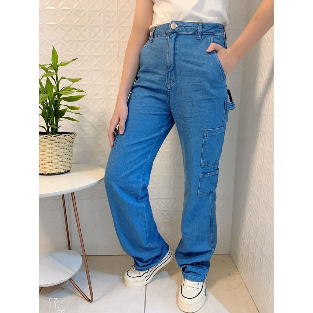 calsa jeans feminina cargo com Botão Bolso Zíper Simples