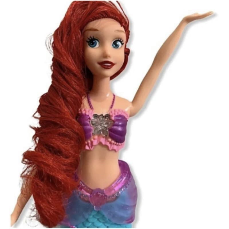 Brinquedo Boneca Sereia Acende Luz Emite Som Musical Princesas