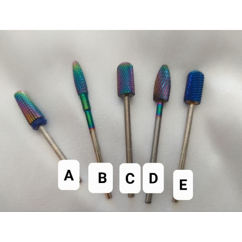 Broca tungstênio furta-cor para manutenção e acabamento de unhas de gel