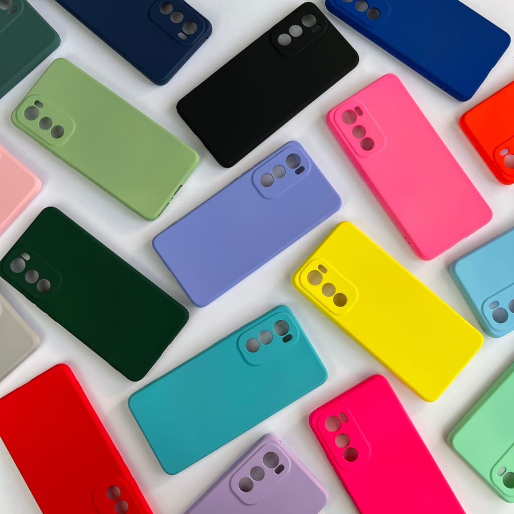 Capinha Para Motorola Moto Edge 30 5G / Capa Case Silicone Aveludada Colorida Forrada (CF26)