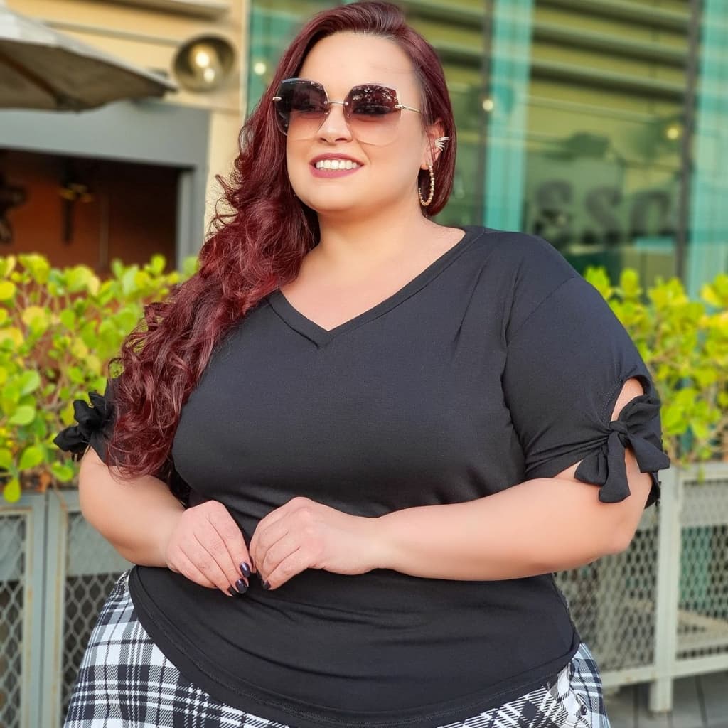 Blusinha Laço Na Manga Plus Size Lisa Evangélica Comportada Elegante Versátil Simples Casual
