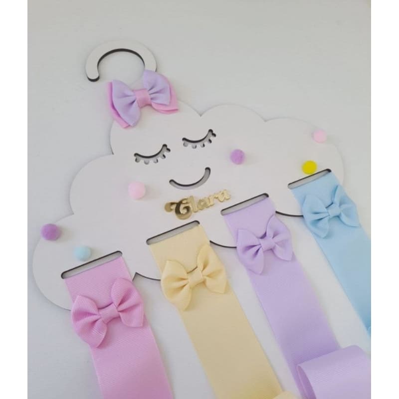 Porta laço e organizador com nome personalizado em acrílico cabide MDF personalizado infantil.