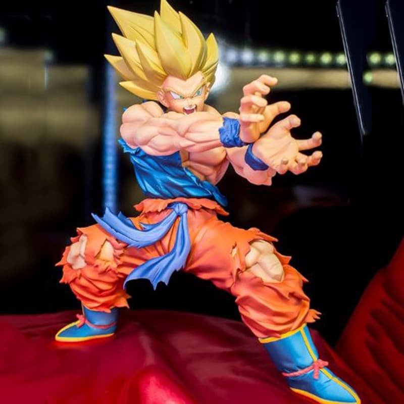 Action Figure Goku Kamehameha Super Sayajin - 15cm Dragon Ball Z