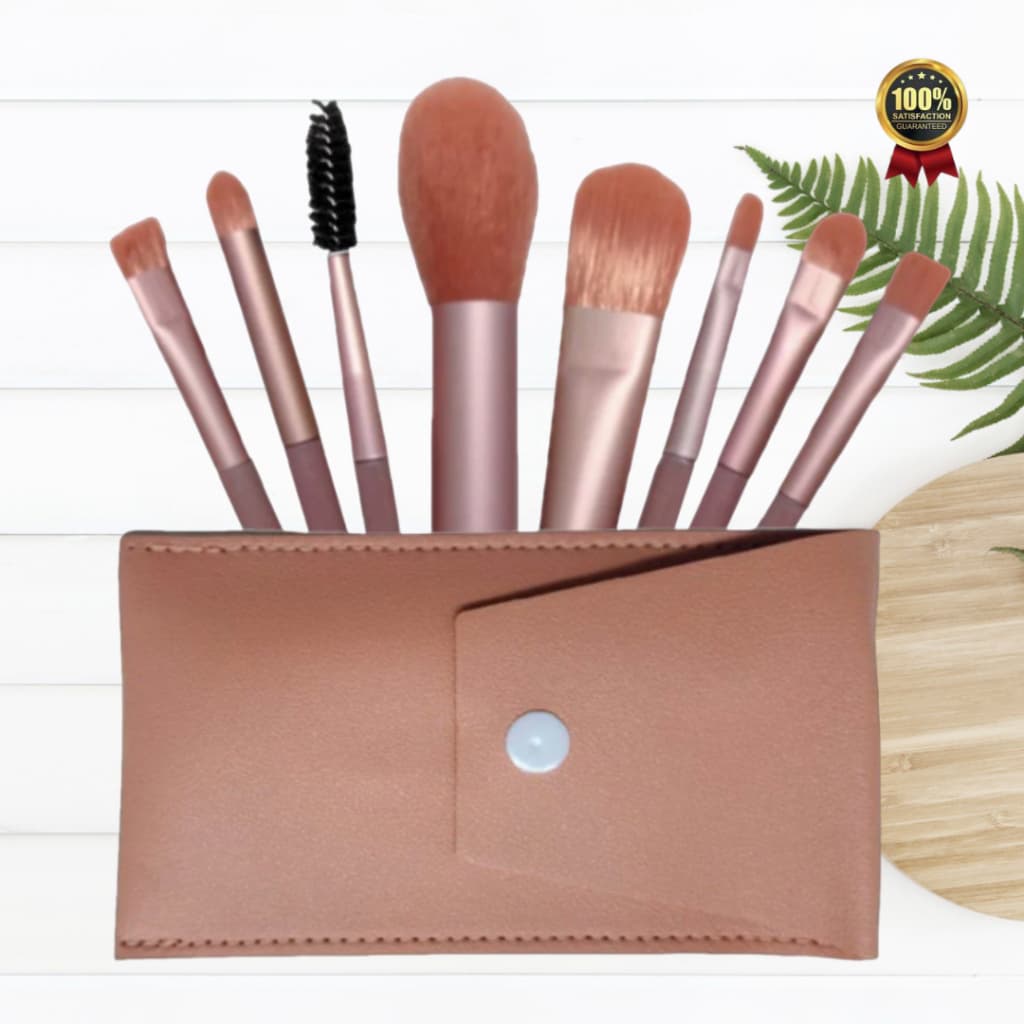 Mini Pinceis de Maquiagens kit  com 8 pinceis e estojoM