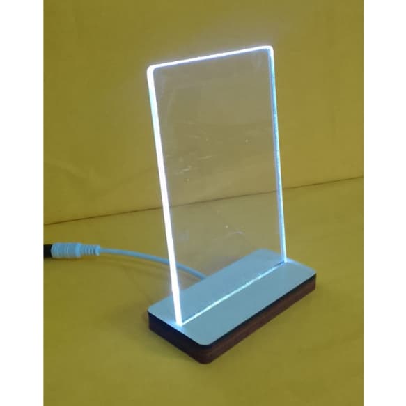 Luminária com Placa de Acrílico 10x15cm e Base de LED em Mdf - COM FONTE  Sublimação - decoração