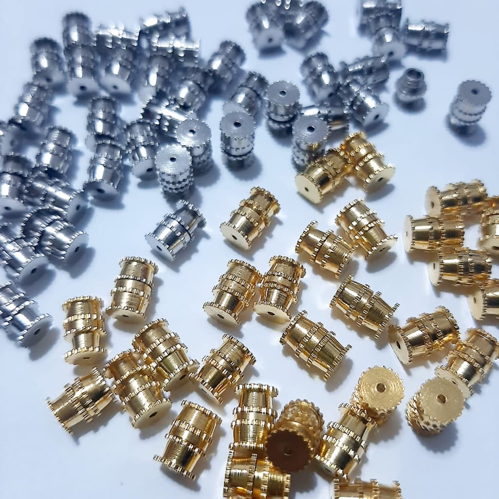 Fecho Rosca 4x7mm Parafuso Terminal para Bijouteria Pulseira e Colar