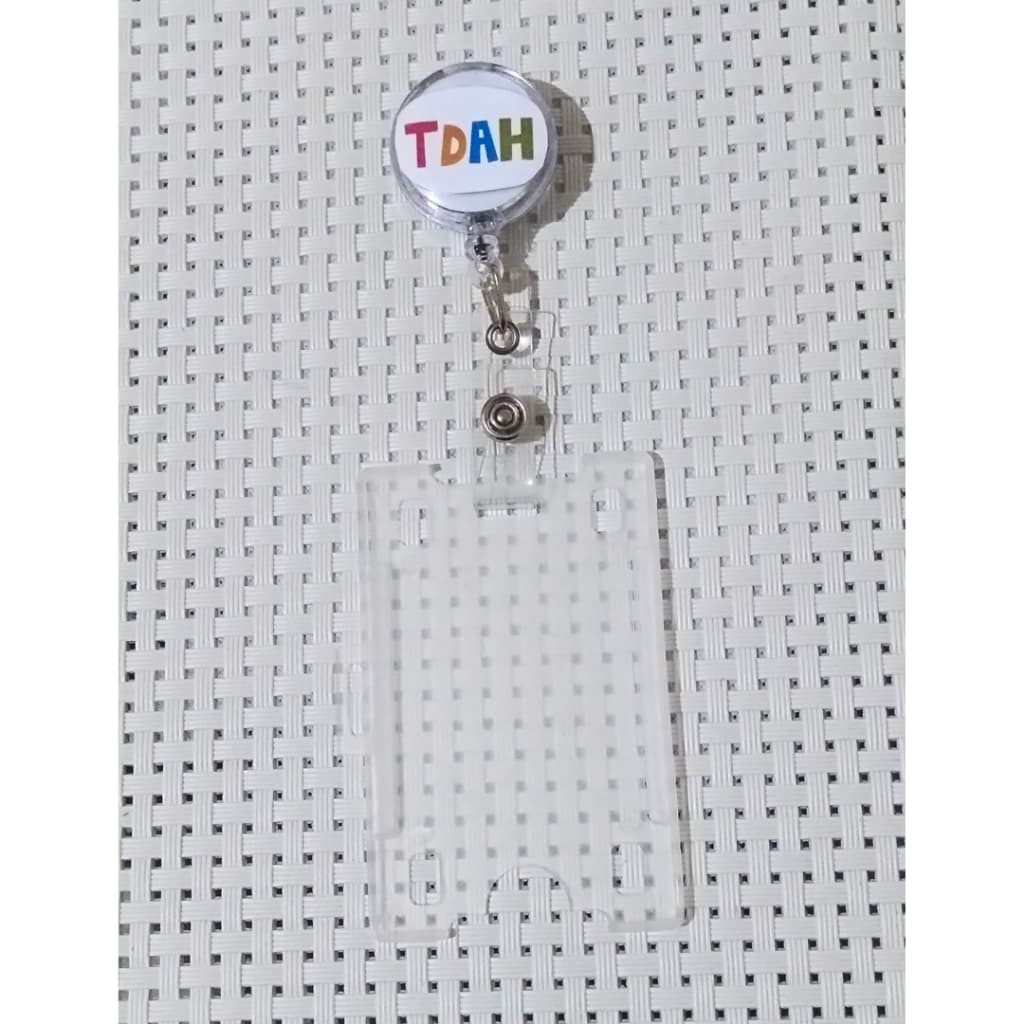 Kit Porta Crachá Retrátil Tdah + Porta Cartão