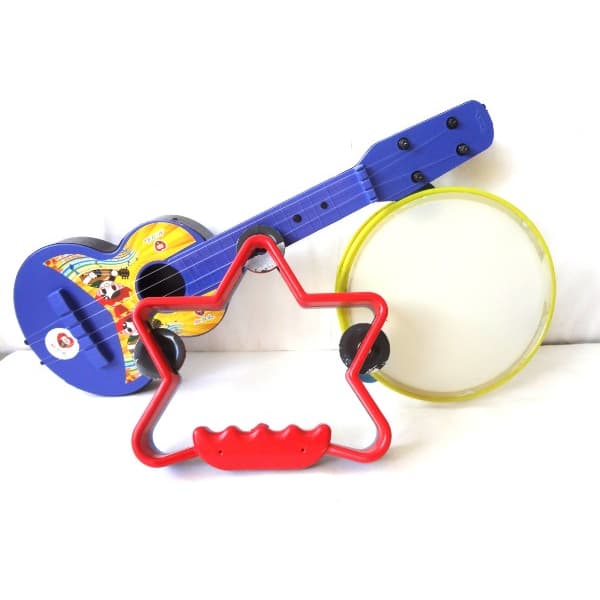 Kit Violinha, Pandeiro Estrela e Pandeiro redondo instrumentos musicais infantis