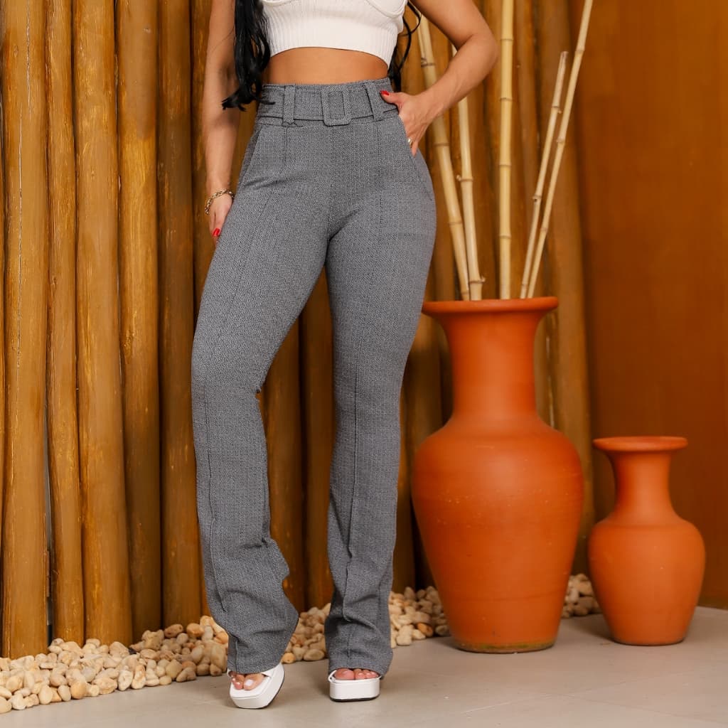 Calça Feminina Flare Com Cinto Forrado Boca Larga Elegante Social Cintura Alta Malha CREPE