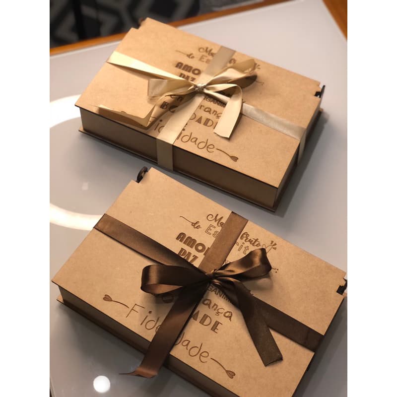 Marcador De Lugar Frutos Do Espírito Acompanha Caixa Kit 8 Palavras Decorativas Em MDF Decoração Cristã Para Mesa Posta
