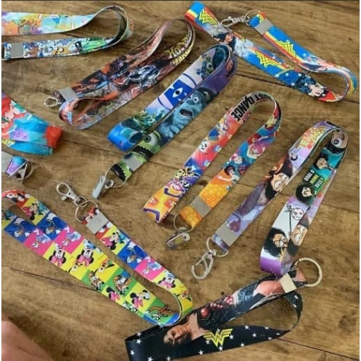 Cordão Personalizado Crachá Chaveiro Cordão + Arte Simples