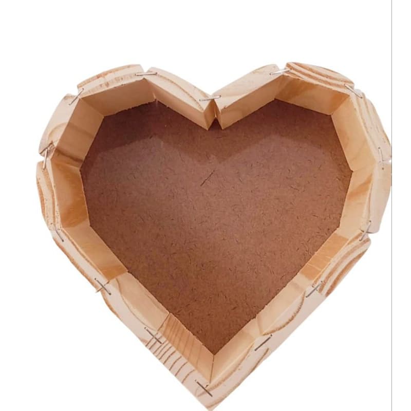Cesta Coração de Pinus ou MDF Para Presentes e Decorações Kit com 5 Unidades