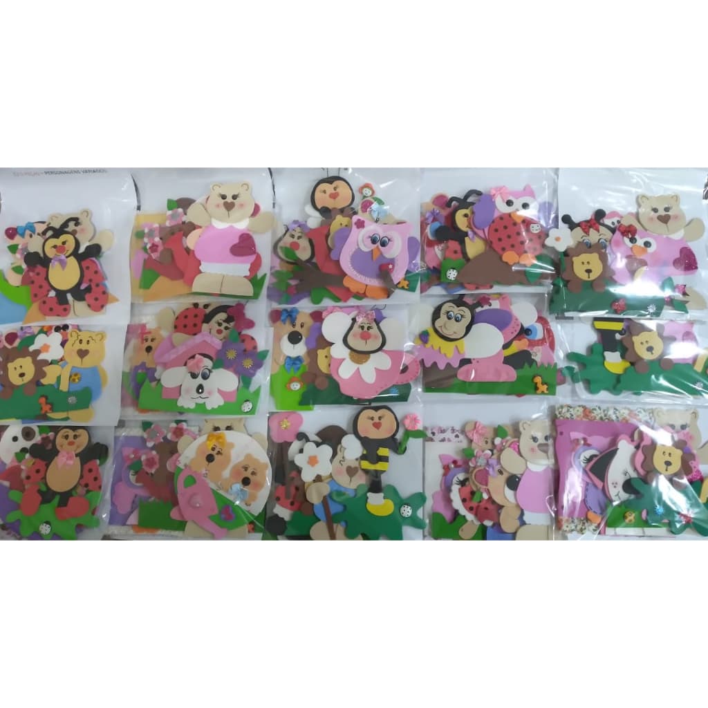 APLIQUE EM EVA COM 5 PERSONAGENS DIFERENTES