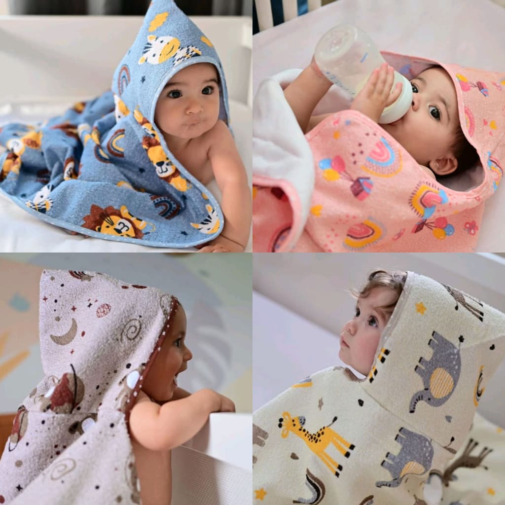 Toalha de Banho Bebê Infantil com Capuz e Forro de Fralda Estampada 67cm x 90cm
