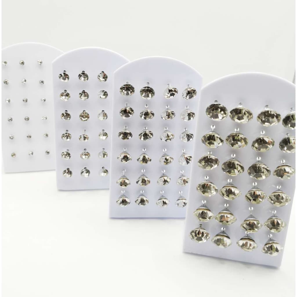 Brinco Ponto De Luz Redondo Com Strass Metal com 12 pares ideal para revenda