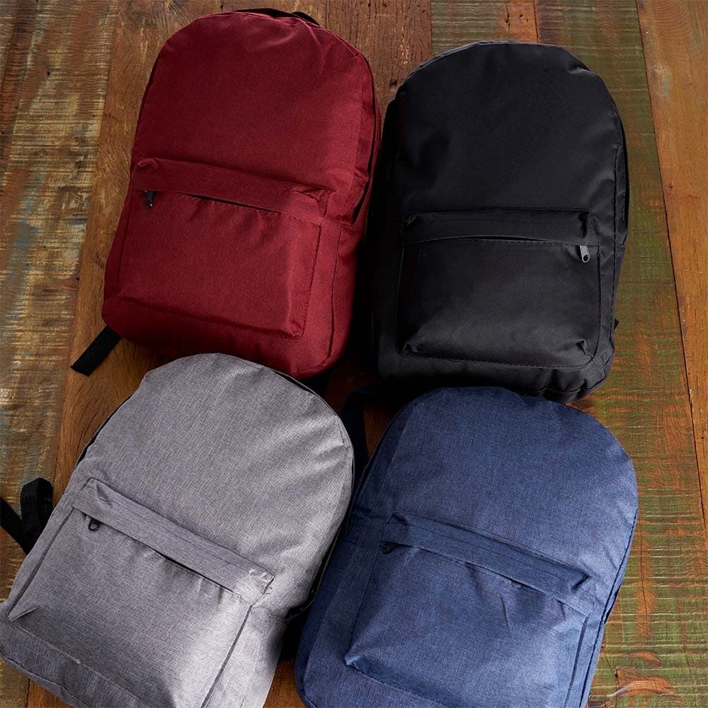 Mochila de nylon 14 litros com dois compartimentos, sendo o principal com bolso raso para notebook 14