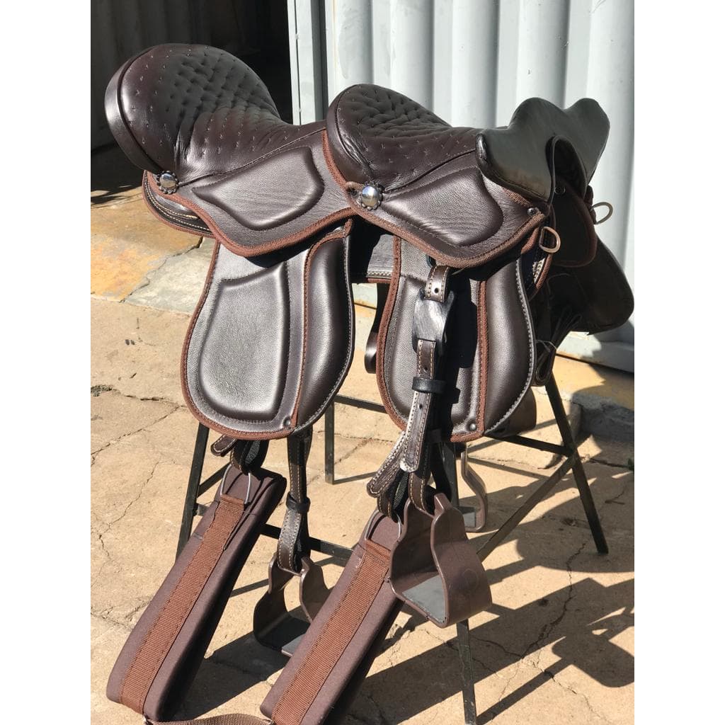 Sela Dupla Luxuosa Premium Melhor Preço Qualidade Otima, Para Cavalos Com Envio Imediato Para Todo Brasil
