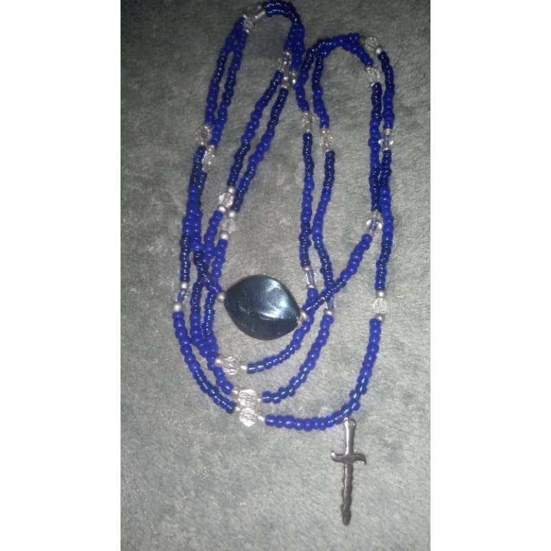 guia de ogum, azul escura, umbanda, candomblé, espada, detalhes em transparente, Ogum iara, Ogum megê, Ogum beira mar