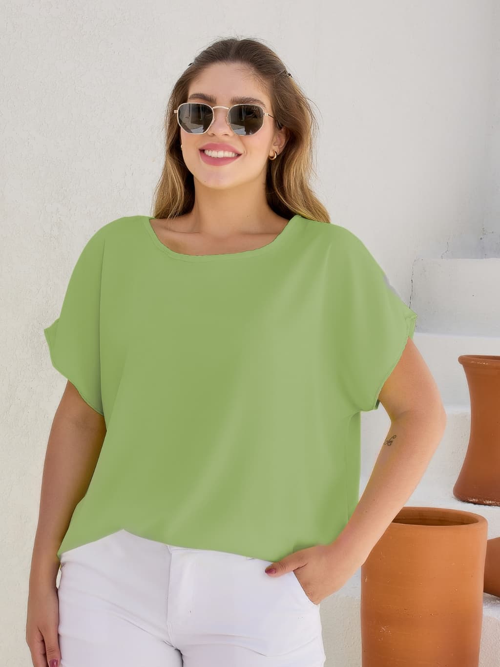 Blusa Social Feminina de Tecido Viscolinho Manga Curta Plus Size