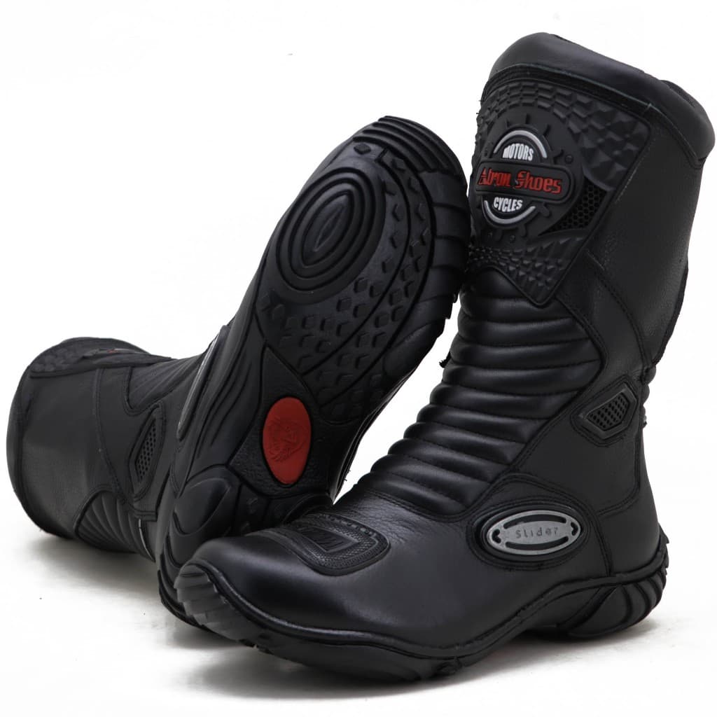 Bota motociclista cano médio semi impermeável em couro legítimo na cor preta com slide lateral metalico