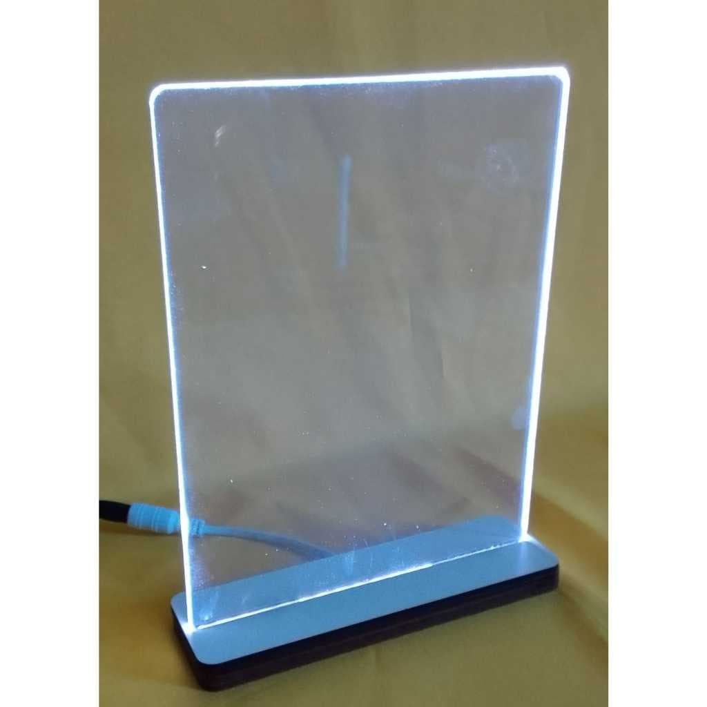 Luminária de Acrílico  com Base de LED - MDF 15x20cm  Personalizada - Completa com Fonte