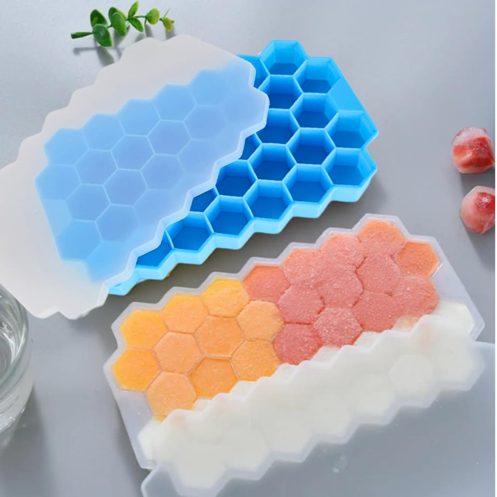 Forma de Gelo em Silicone com tampa 37 Cubos Sextavado  - TOP