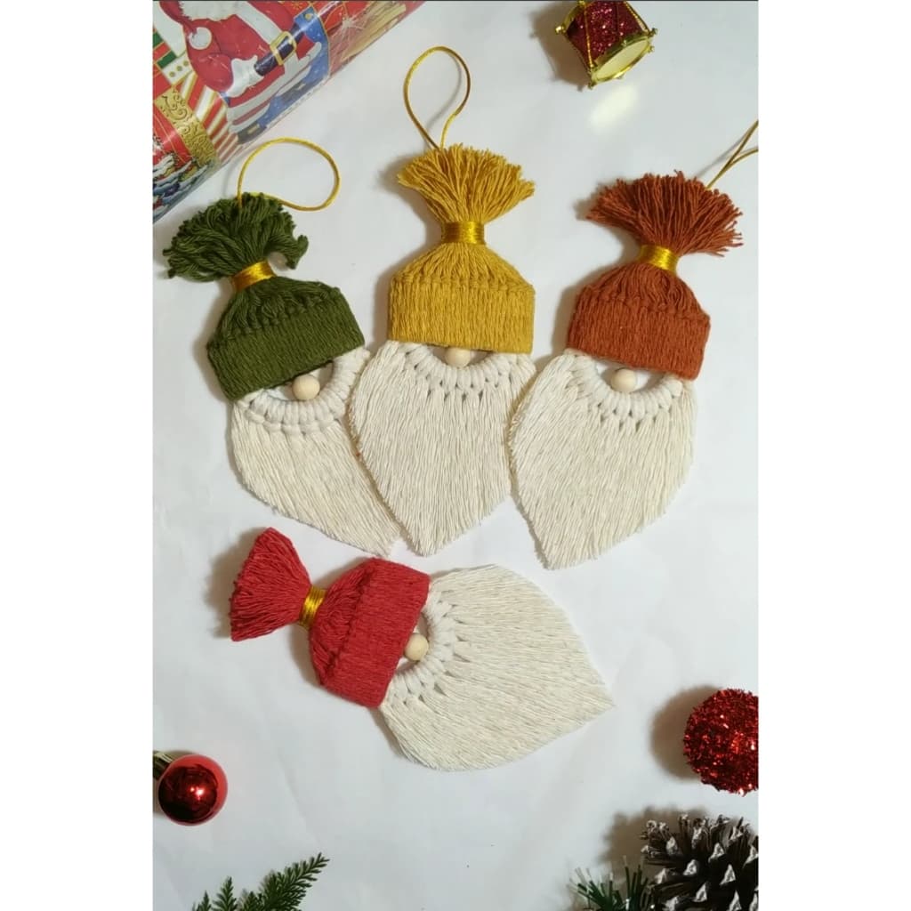 Papai Noel de Macramê , pingente para árvore de natal