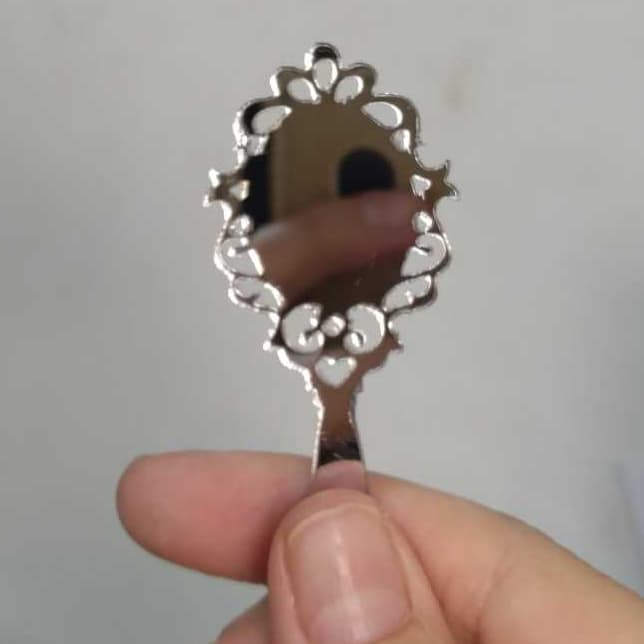 Aplique Espelho Branca de Neve 6cm Acrílico Espelhado