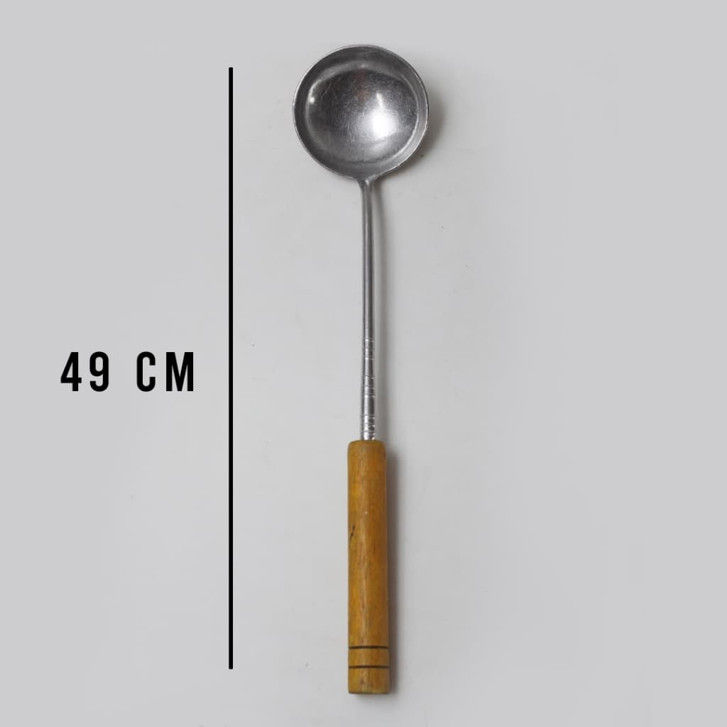 colher Concha grande 49cm de Alumínio com Cabo de Madeira