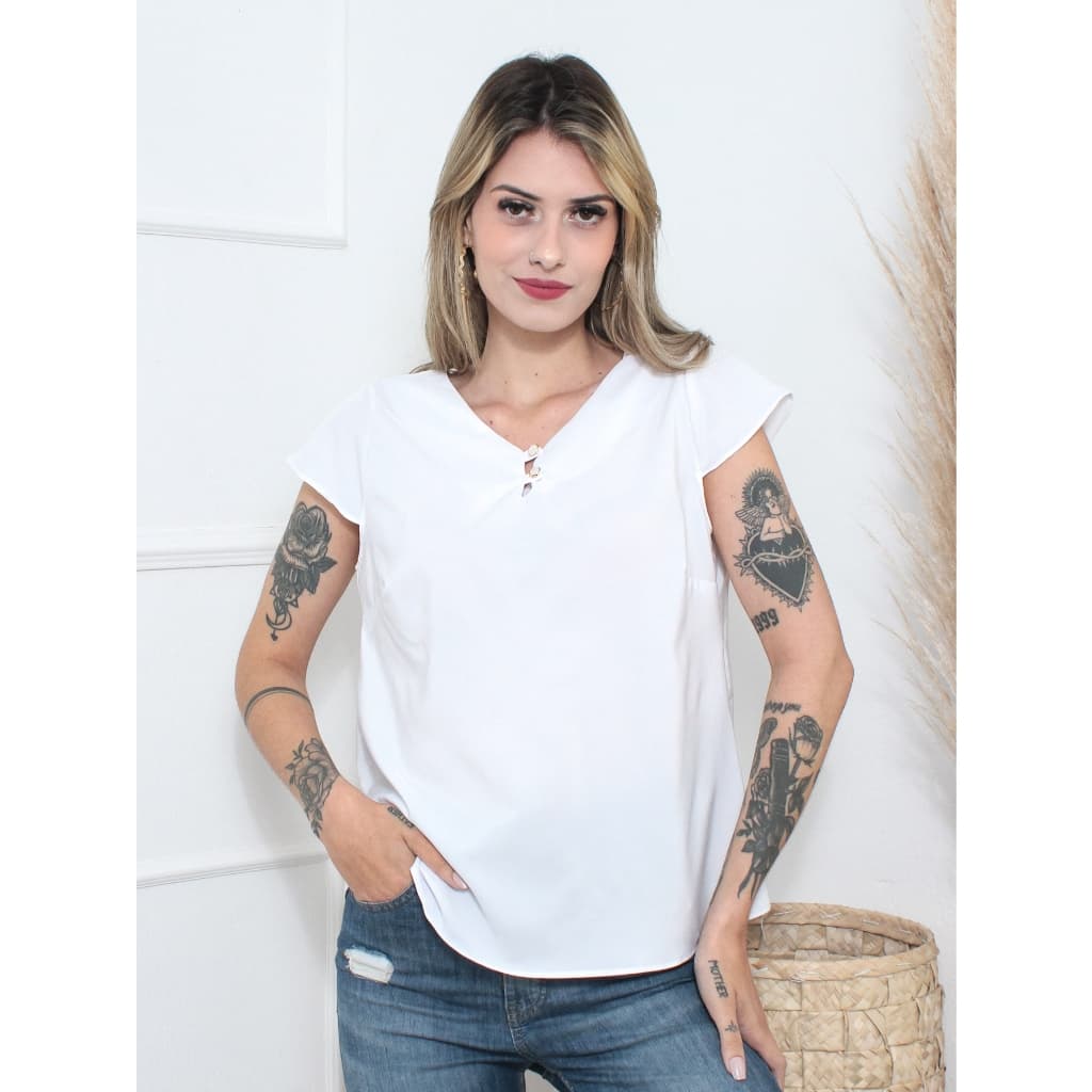 Blusa Moda Feminina Em tecido Crepe Com  Manguinha