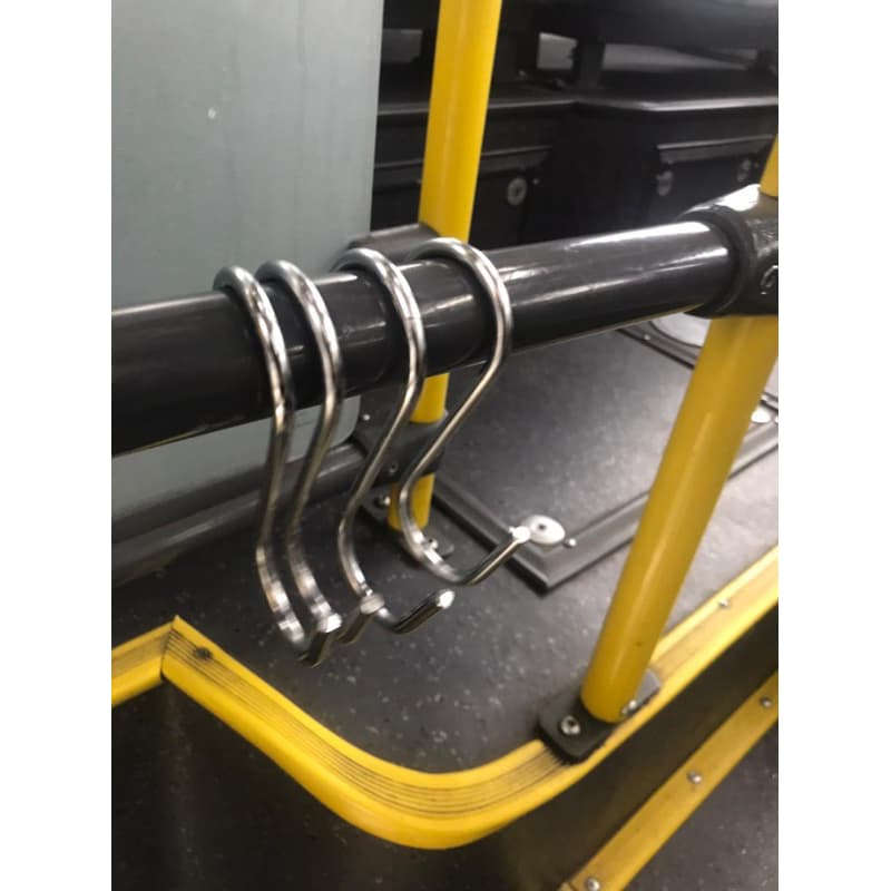 gancho para pendurar mochila no ônibus , metro ou trem / gancho organizador em S multifuncional