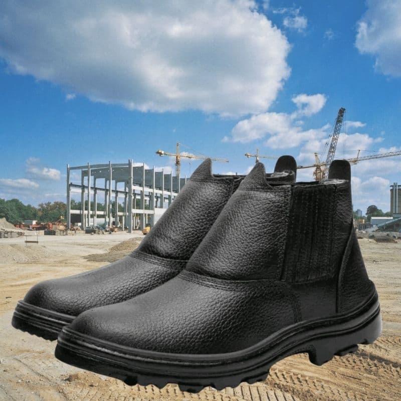 bota botina em couro legítimo e biqueira pvc