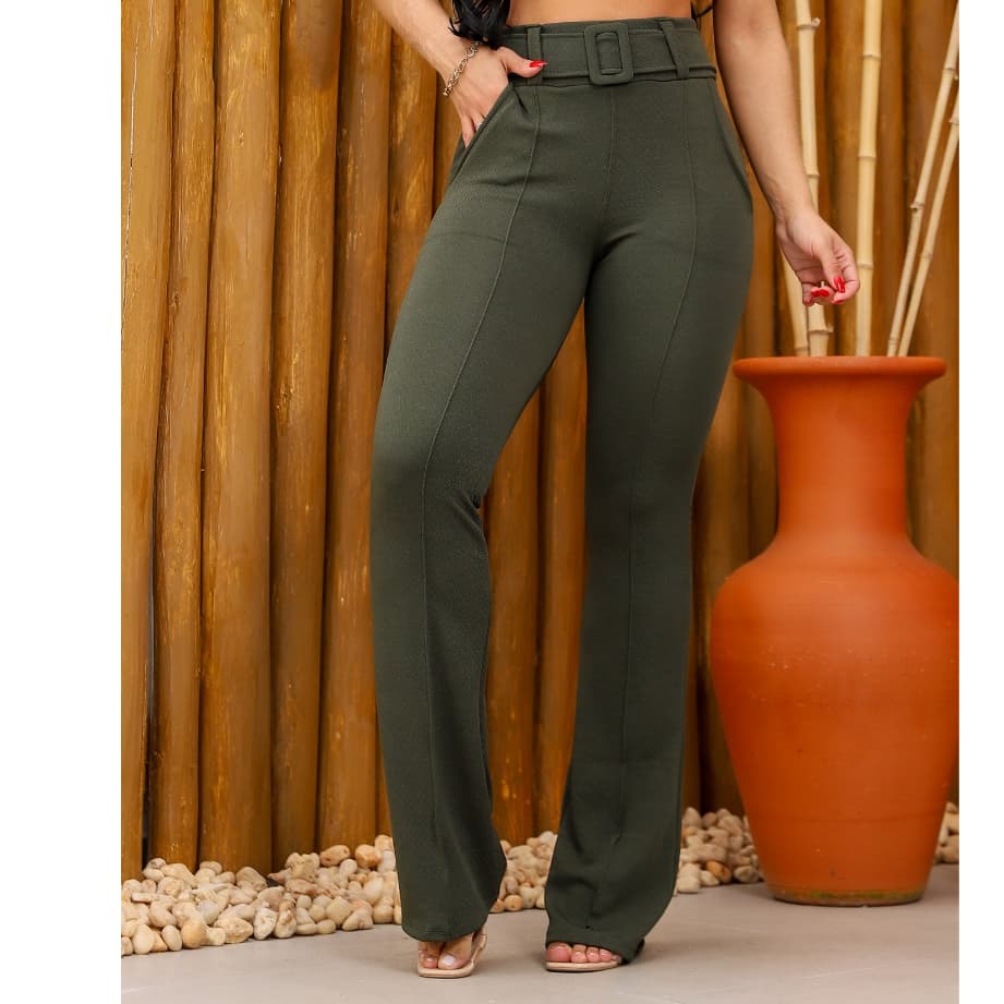 Calça Flare Feminina Cinto Forrado Boca Larga Elegante Social Cintura Alta em Crepe