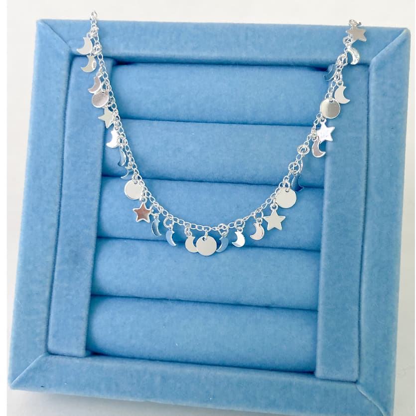 Choker Constelação - Banhado a Prata - Colar Cordão Feminino Brilhoso com Pingentes Lua Estrela