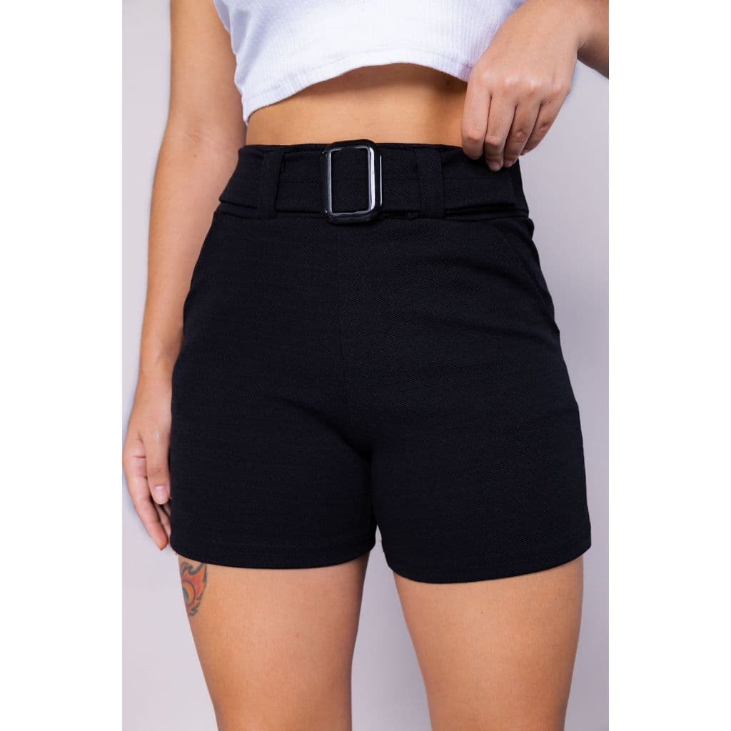 Short Alfaiataria Feminino Meia Coxa Fivela Com Bolso Lateral