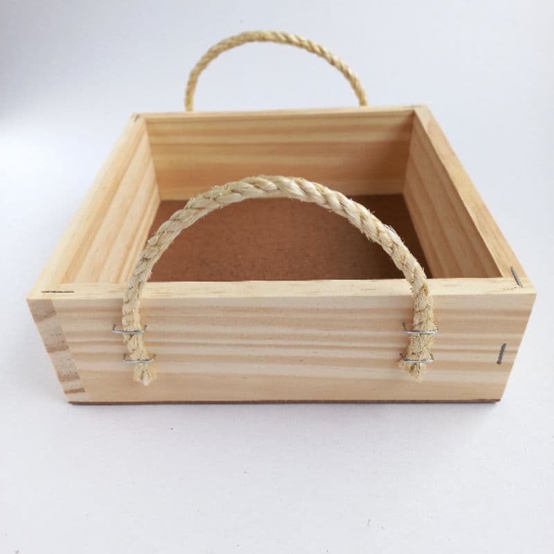 Kit 15 Cestas Quadradas de Madeira Pinus 13cm Tam P