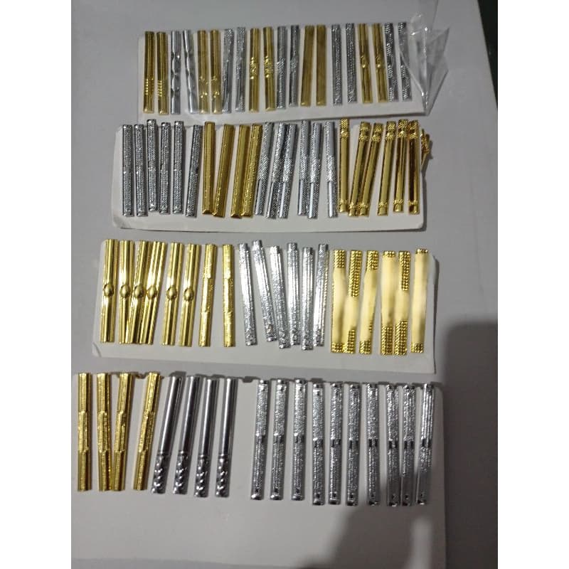 Prendedor de gravata em metal  Kit com 100 pçs sendo 50 tradicional e 50 slim