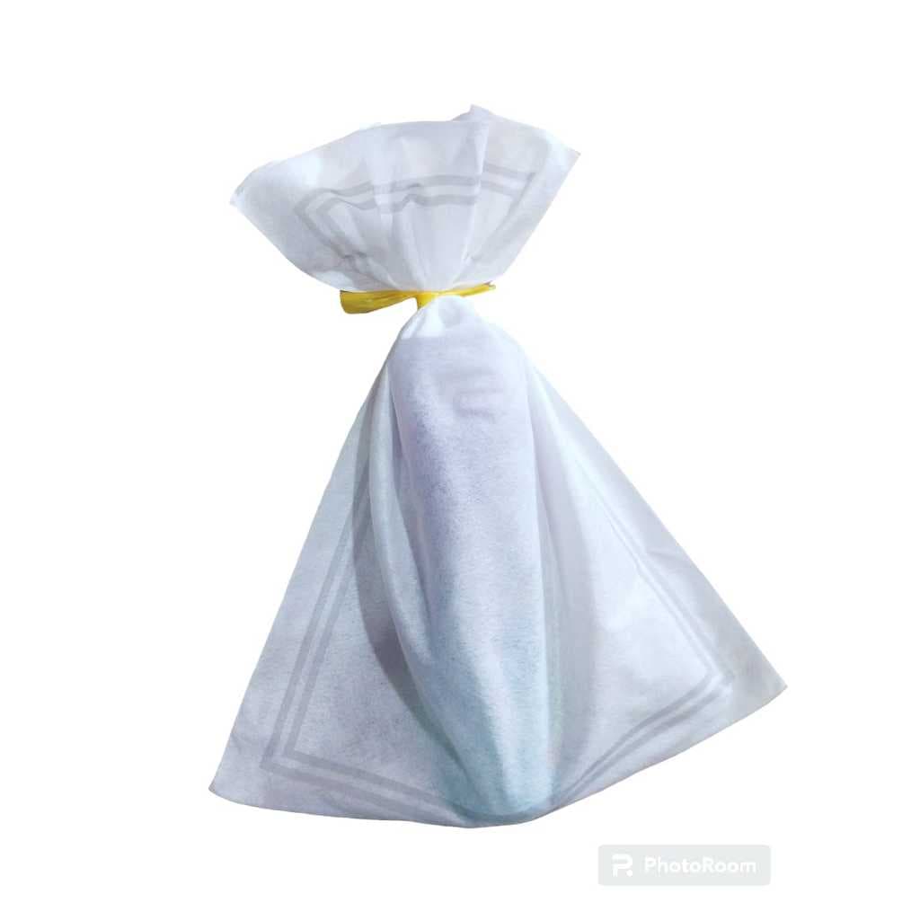 KIT 50 SACOS DE PRESENTE DE TECIDO COM LINHAS PRATEADA/ SACO DE PRESENTE DE NATAL/ PARA AMIGO SECRETO/ PARA CHINELO E ETC