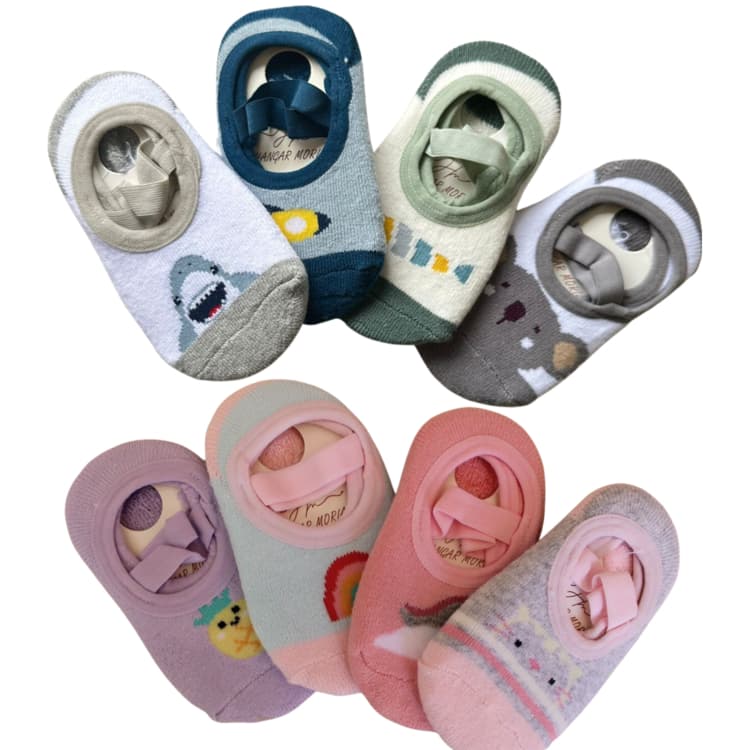 Kit 4 pares de Meia Infantil Menino Menina Sapatilha antiderrapante bebê Criança Infantil Juvenil Brincar Estampada