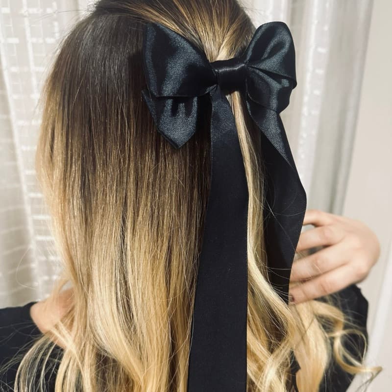 Laço de cabelo  luxo modelo gravata cetim e organza adulto e infantil tendência de moda para 2024 laço de cabelo infantil ou adulto em tecido com pontas bico de pato