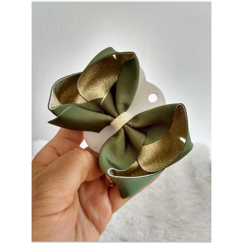 Laço no bico de pato Laço boutique luxo Laço dourado Laço menina