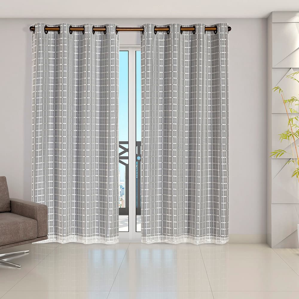 Cortina Blecaute Cinza c/ Tecido Voil Xadrez 2,80 m x 2,30 m