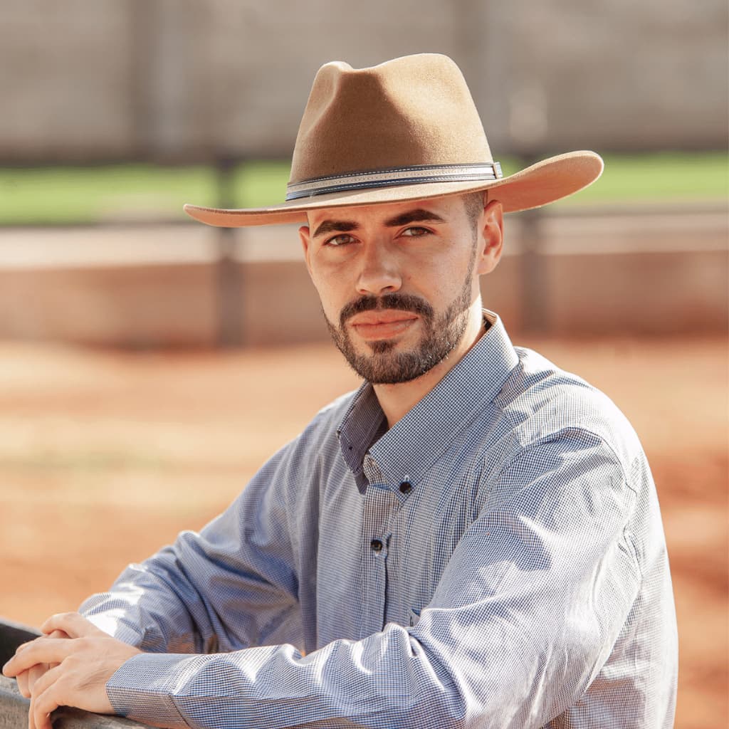 Chapéu Gusttavo Lima Varias Cores Estilo Embaixador Country