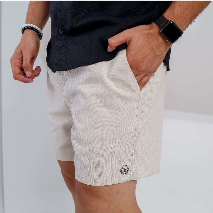 Short Mauricinho Details Linho Haryn Masculino I Cores Preto e Cru I Praia Estilo Casual Verão 2026
