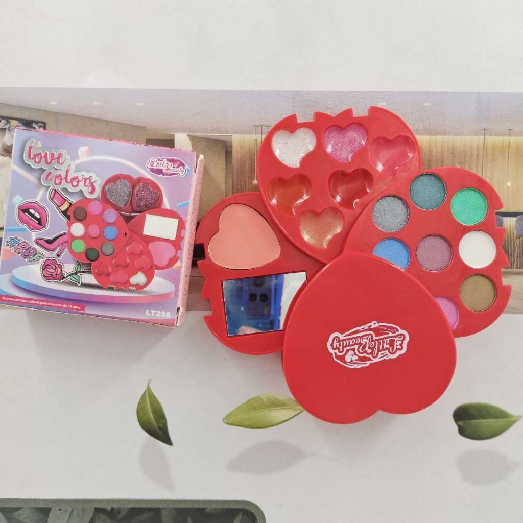 Kit de Maquiagem Infantil coração ( Sombras, blush, batom, Pincel ) LOVE