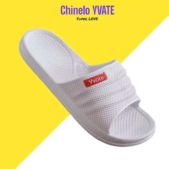 Chinelo Sandália Massageador Nuvem Slide Yvate Super Leve e Confortável Unissex Branco