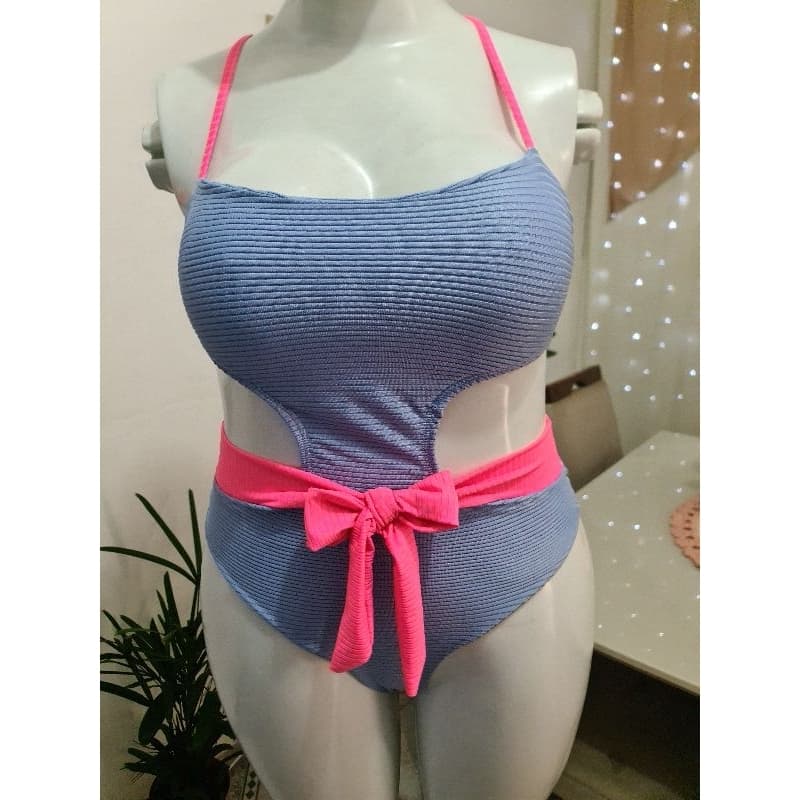 Body Canelado Feminino Azul e Rosa Florescente com Alcinhas e Lacinhos