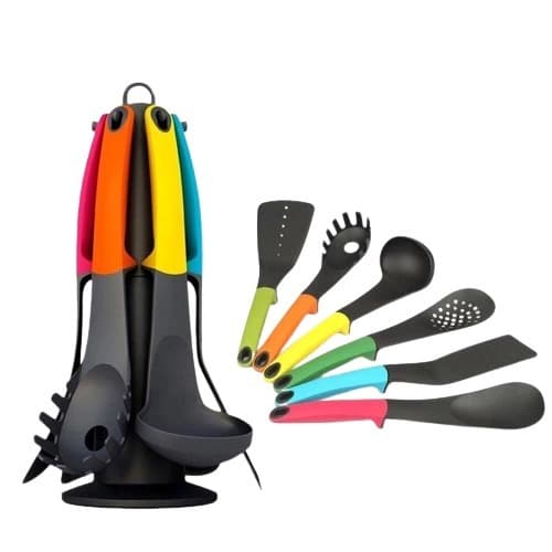 Conjunto de Utensílios de Cozinha 7 Peças Contando Com Suporte Giratório, Escumadeira, Espátula, Concha, Colher Para Macarrão, Colher Para Carnes, Colher de Espaguete