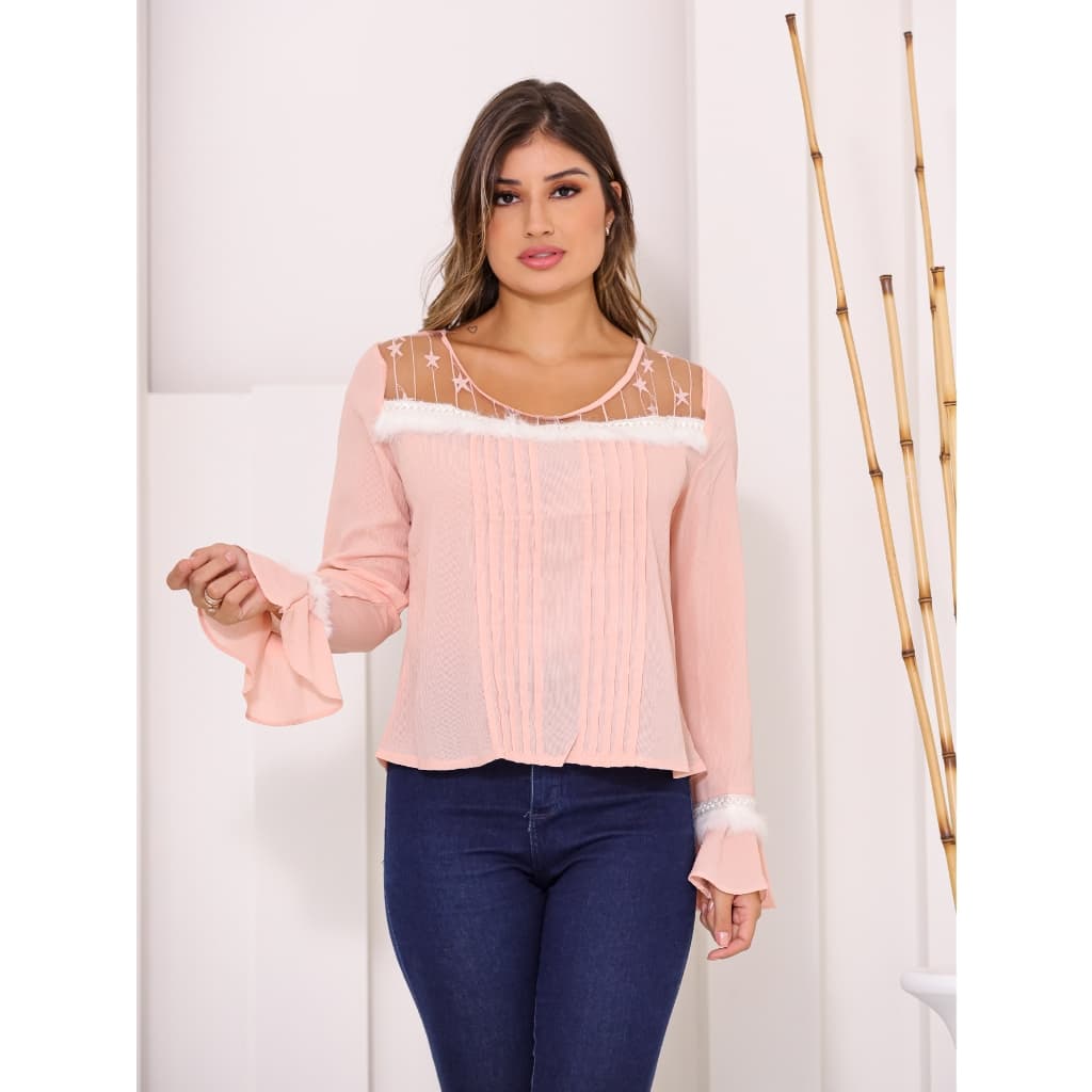 BLUSA LISA MANGA LONGA COM PELINHO NO PEITO