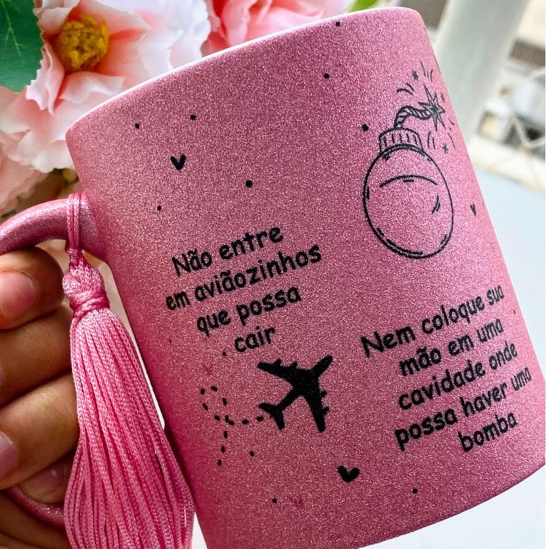CANECA VOCÊ É A MINHA PESSOA - VERSÃO FEMININA